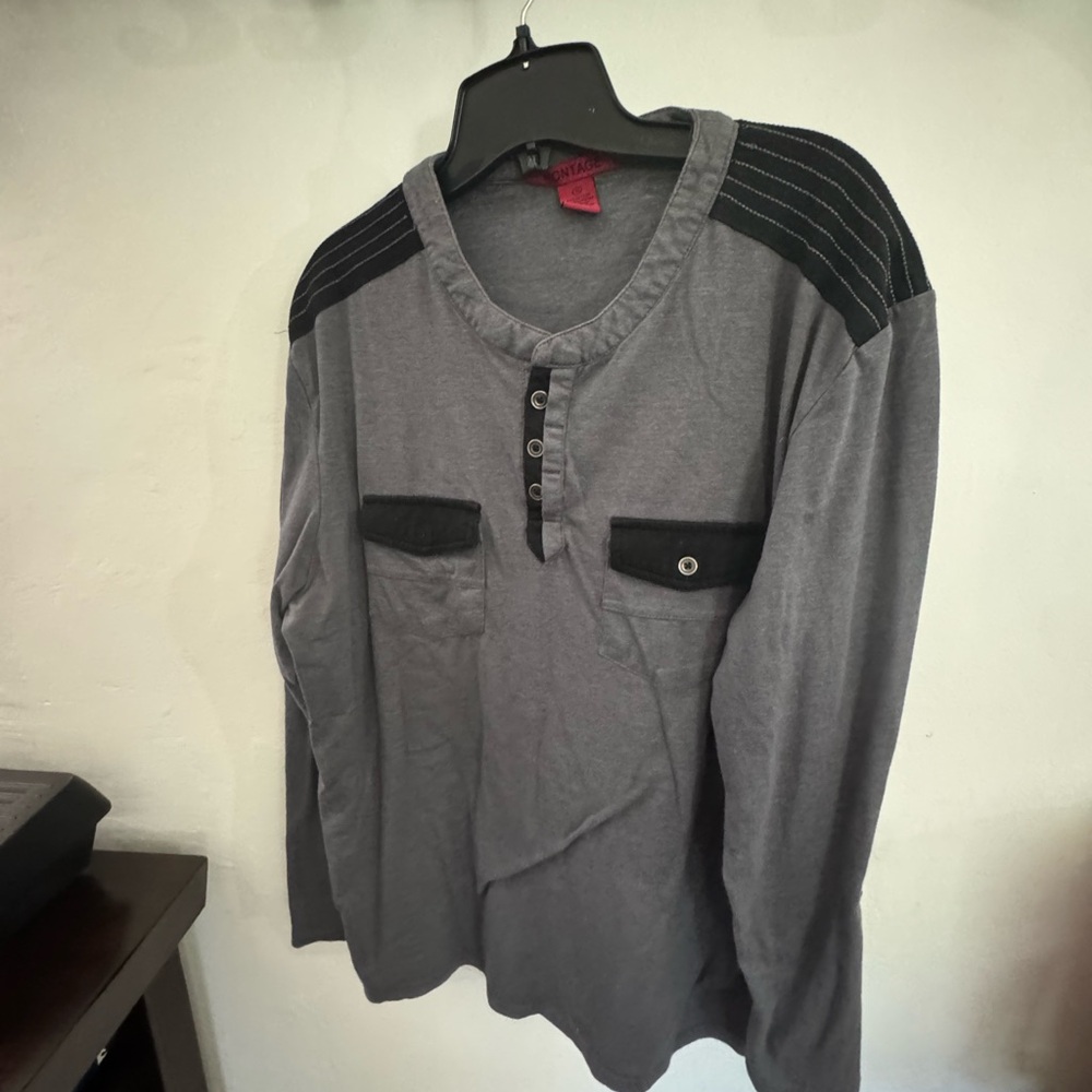 Stylish Gray Long Sleeve Shirt with Black Details